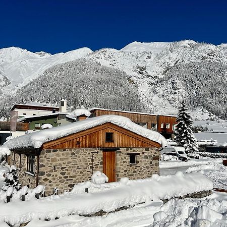 Arlberglife Ferienresort Pettneu am Arlberg Exterior foto