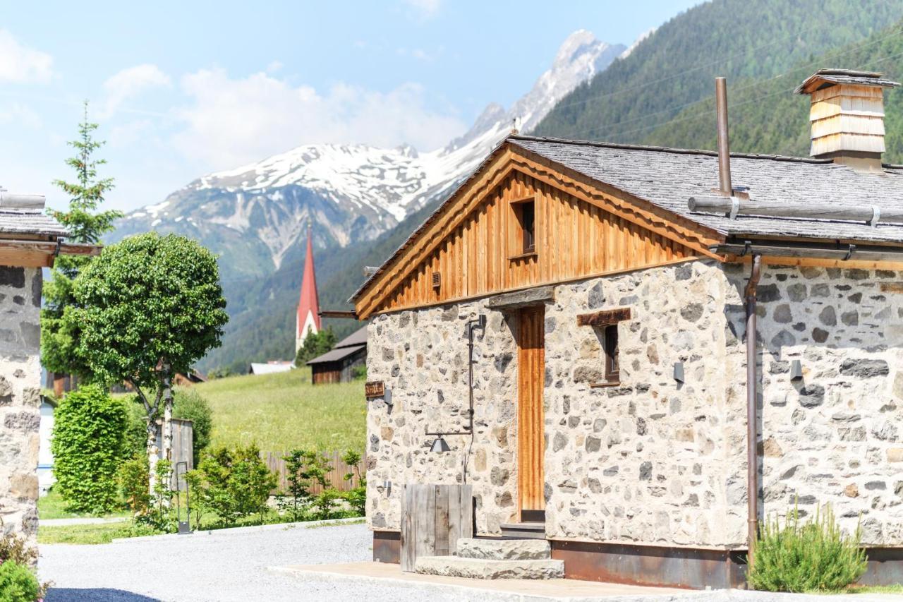 Arlberglife Ferienresort Pettneu am Arlberg Exterior foto