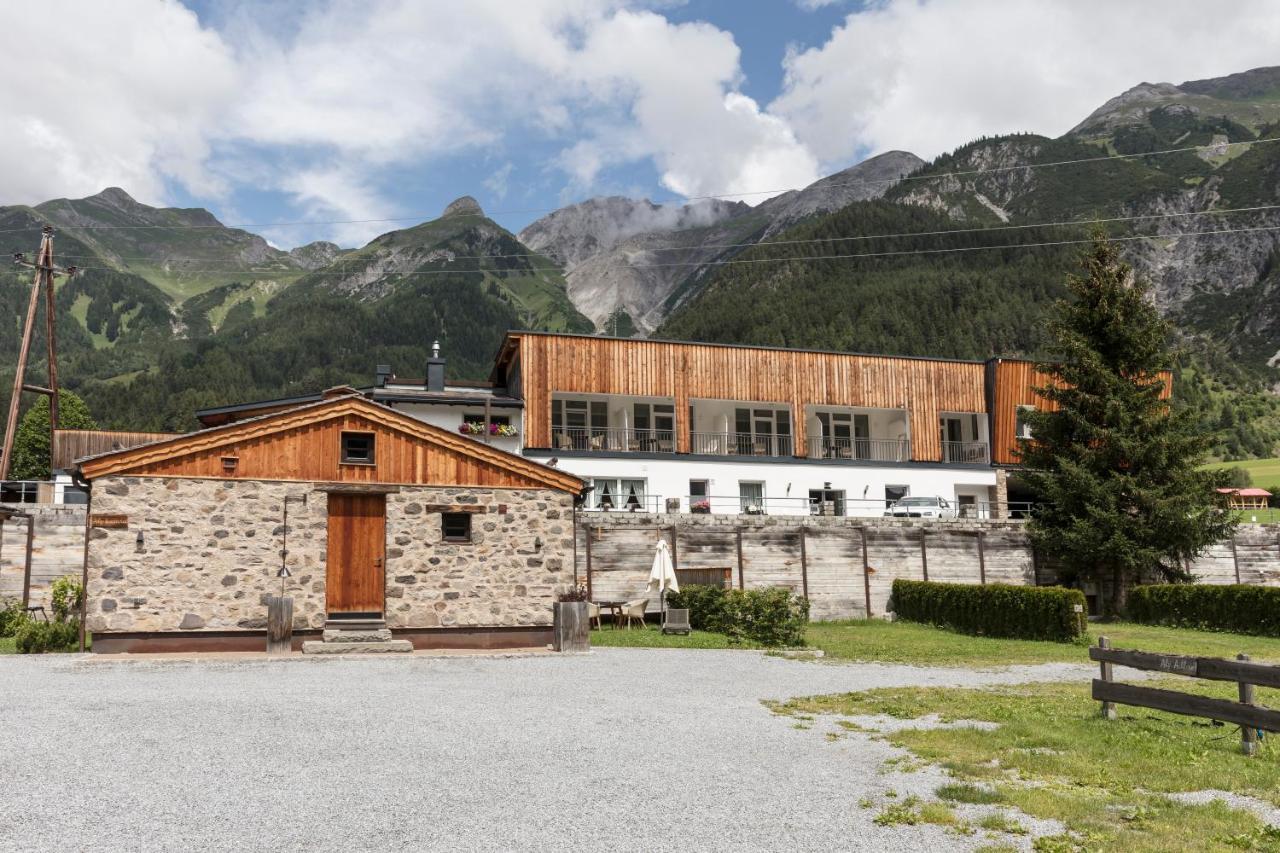 Arlberglife Ferienresort Pettneu am Arlberg Exterior foto